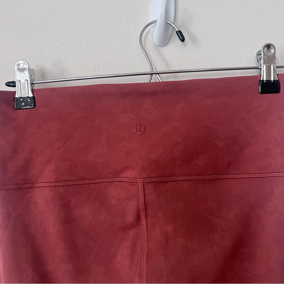 Lululemon wunder train crisscross waistband legging - Picture 6 of 7